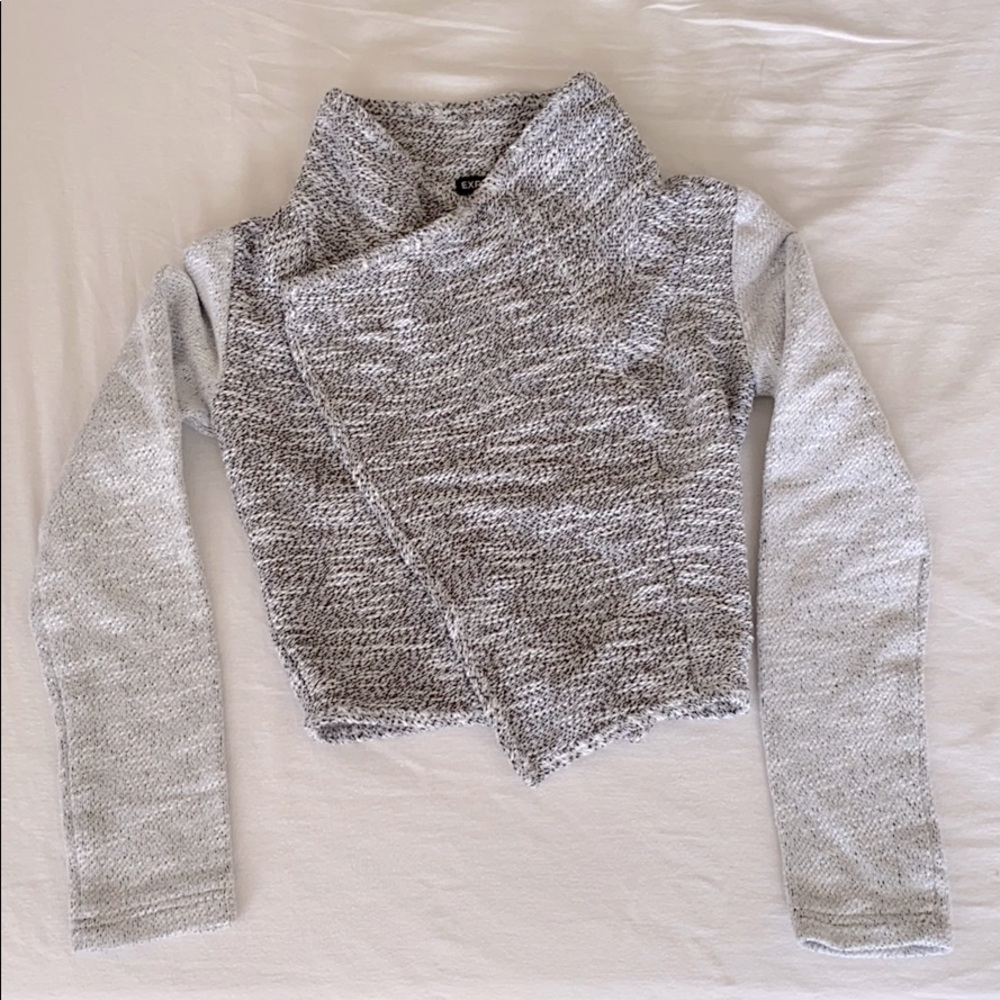 Express women’s gray crop sweater size xs